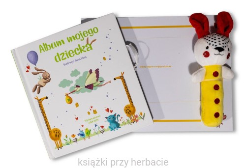 Album mojego dziecka z grzechotką 2_ksiegarniaksiazkiprzyherbacie.jpg