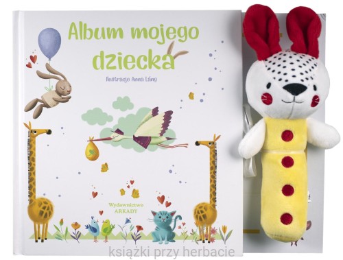 Album mojego dziecka z grzechotką_ksiegarniaksiazkiprzyherbacie.jpg