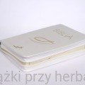 biblia z rybką 2.jpg
