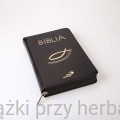 biblia z rybką czarna 2.jpg