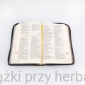 biblia z rybką czarna.jpg