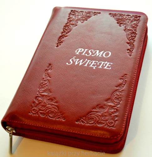 Biblia Tysiąclecia - Pismo Święte Starego i Nowego Testamentu (paginatory, skórzany futerał, format oazowy) kolor brązowy 3_ksiegarniaksiazkiprzyherbacie.JPG
